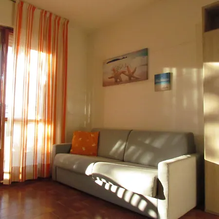 Bright 200mt From The