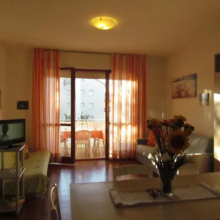 Apartment Bright 200mt From The Bibione